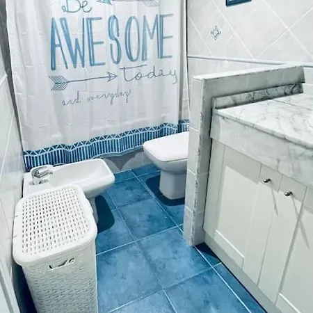 Stylish & Cosy! 200m To The Beach! Apartamento *